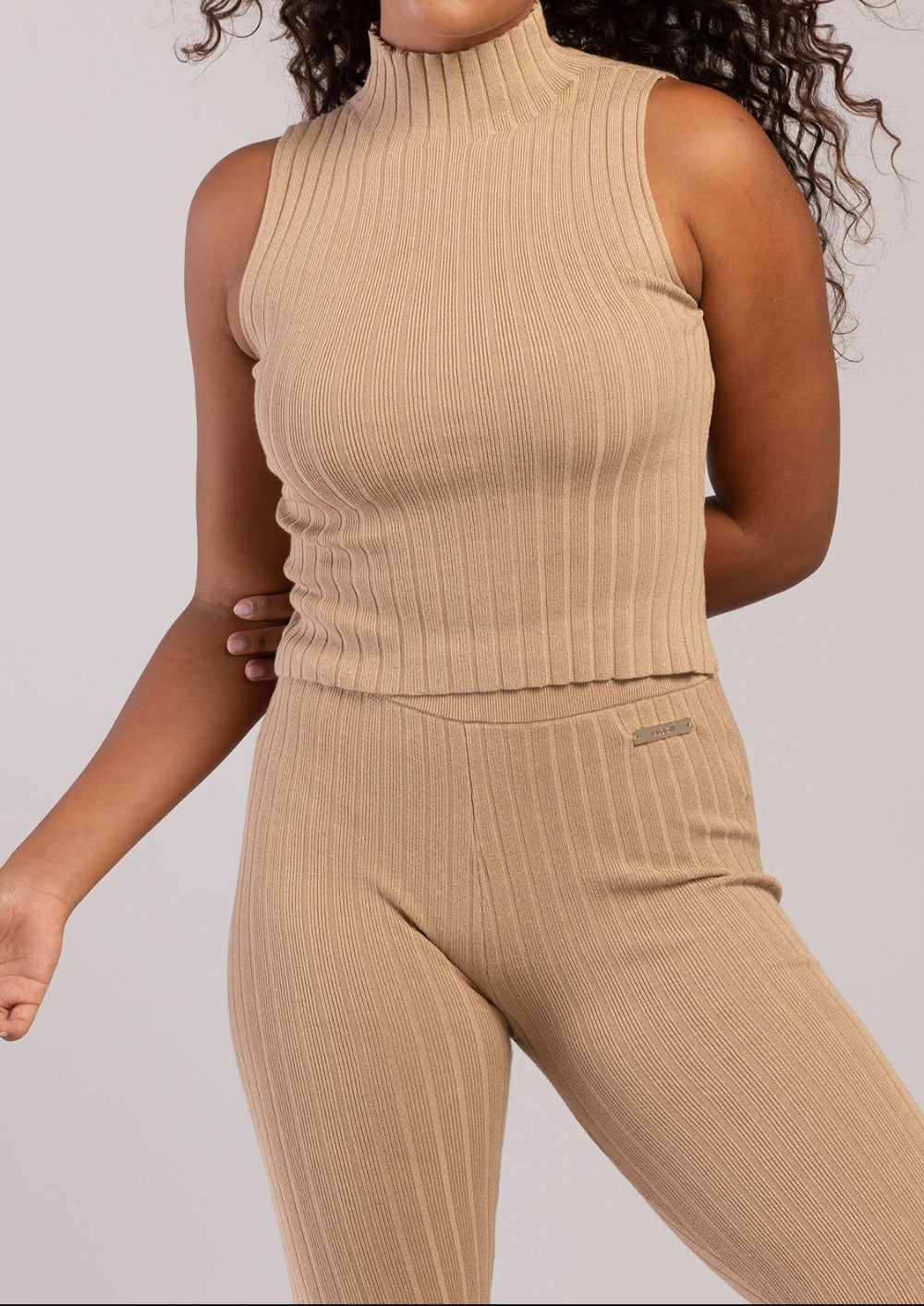 Rib Lounge Funnel Neck