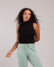 Rib Lounge Funnel Neck