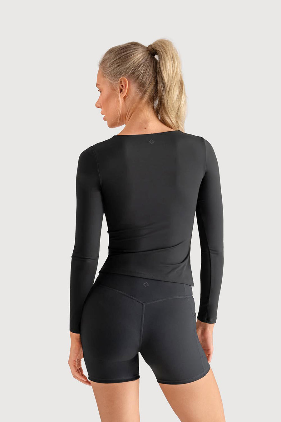 Ladies Apex Essential Long Sleeve Top