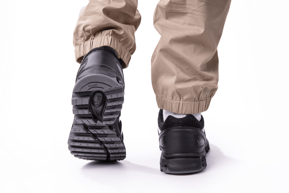 07112 - 011 - XW | TUBES 200 | BLACK/CHARCOAL - K - Swiss US - FOOTWEAR
