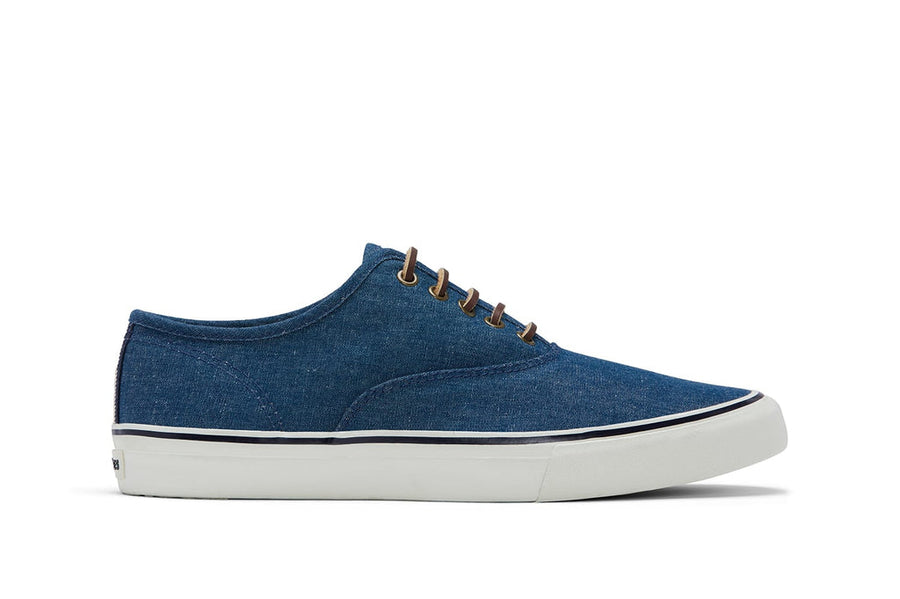Men's Founders Edition Yacht Shoe in Indigo cotton linen, side view