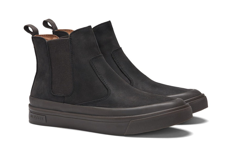 Men's Beyond & Back Boot in Black leather, three-quarter view