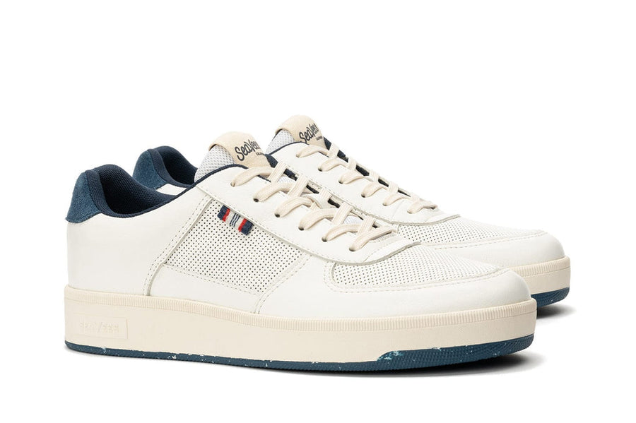 Men's Cardinal Sneaker in White Navy leather, three-quarter view