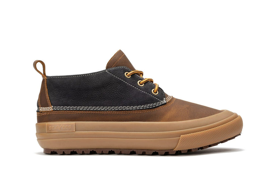 Men's Carson 3 Eye Boot in Peacoat Navy / Bark leather, side view