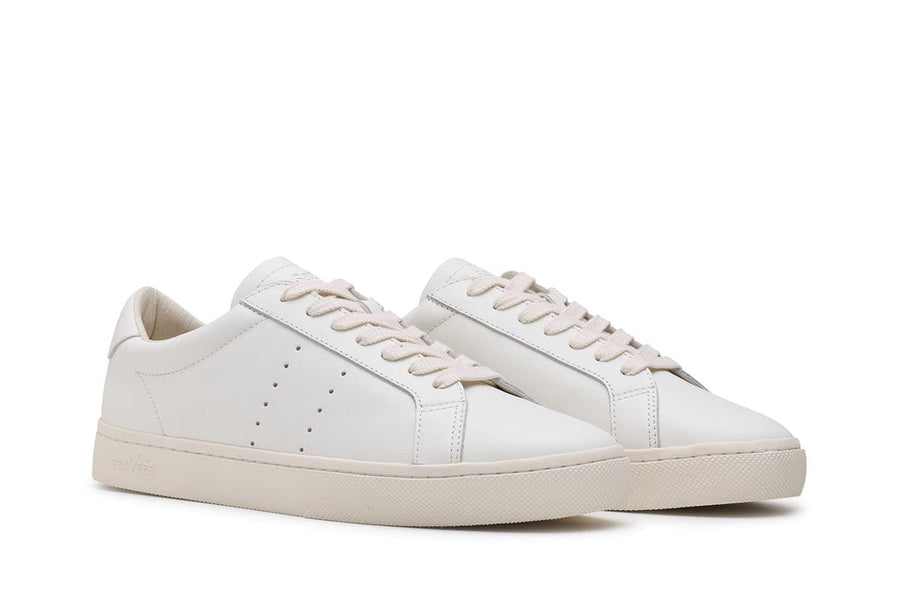 Men's Diamond Cup sneaker in White leather, three-quarter view