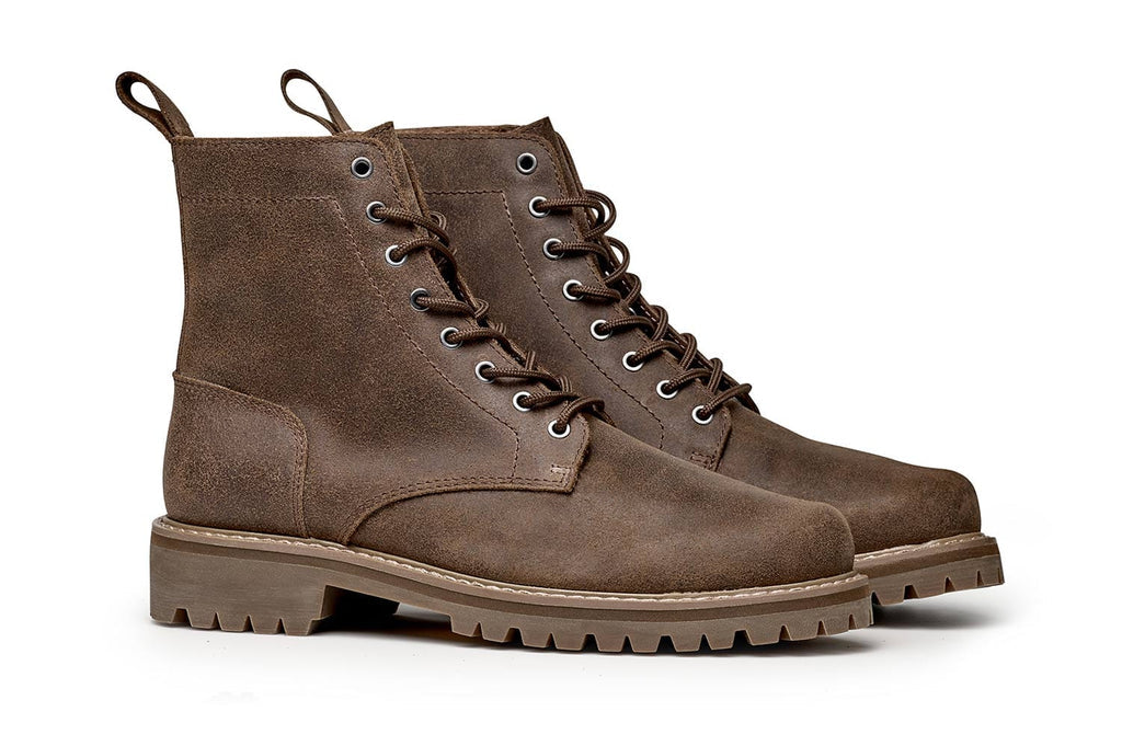 Men's Dispatch Boot in Chestnut leather, three-quarter view