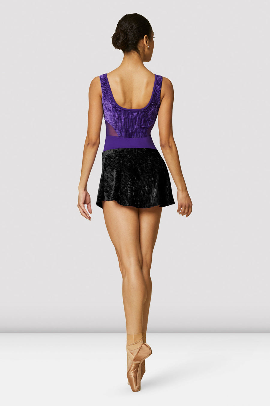 Ladies Odilia Velvet Skirt