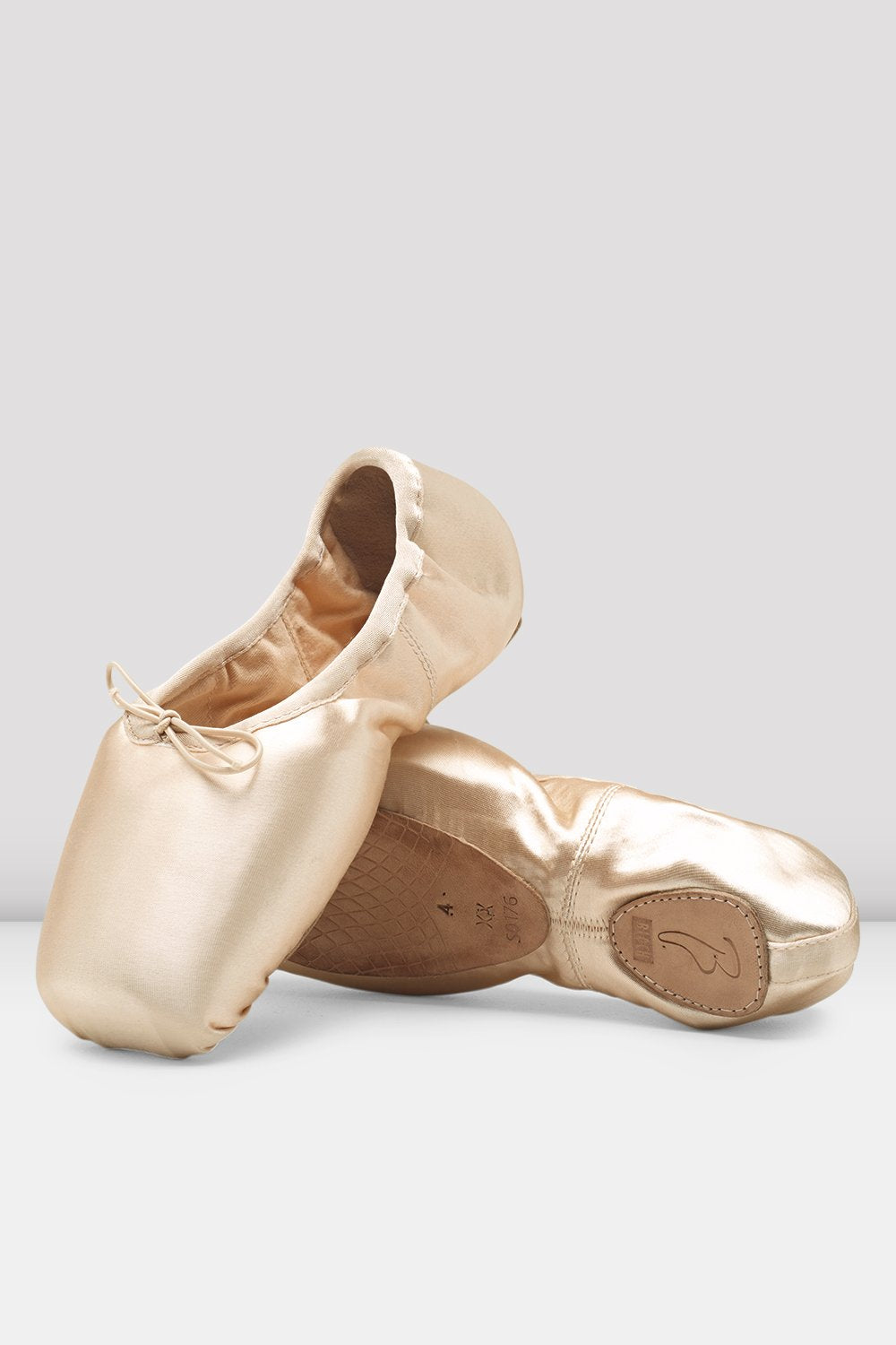 Superlative Stretch Pointe Shoes