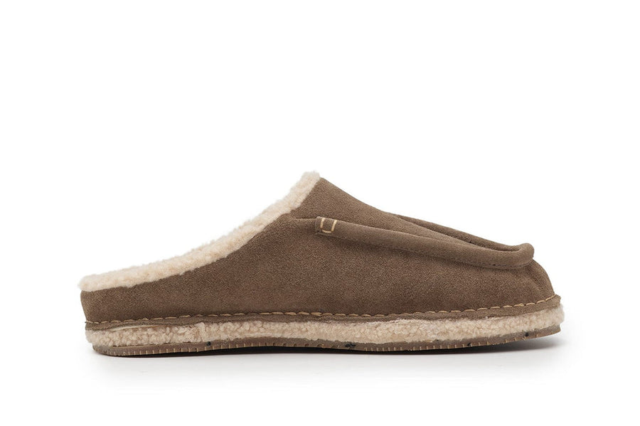 Women's Retreat Slipper in Clove suede, side view