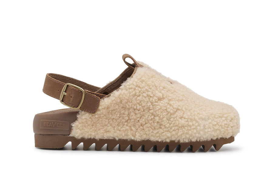 Women's Tahoe Trekker sandal in Cream Cafe shearling, side view