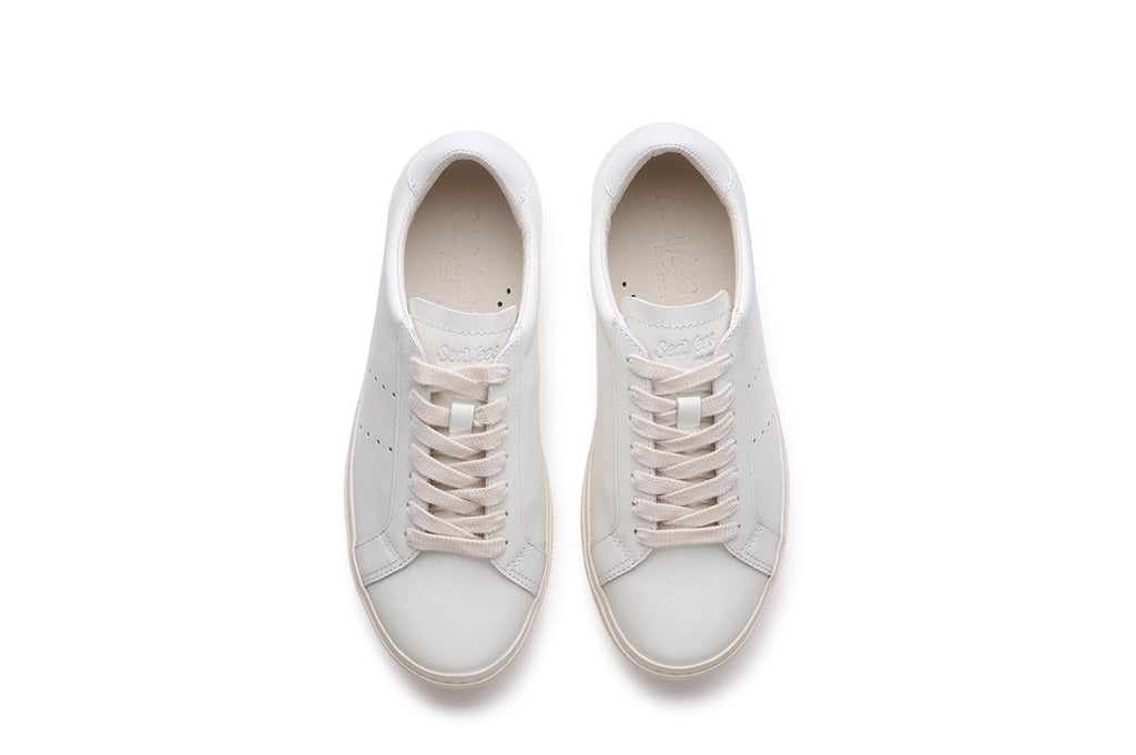 Women's Diamond Cup sneaker in White leather, top view