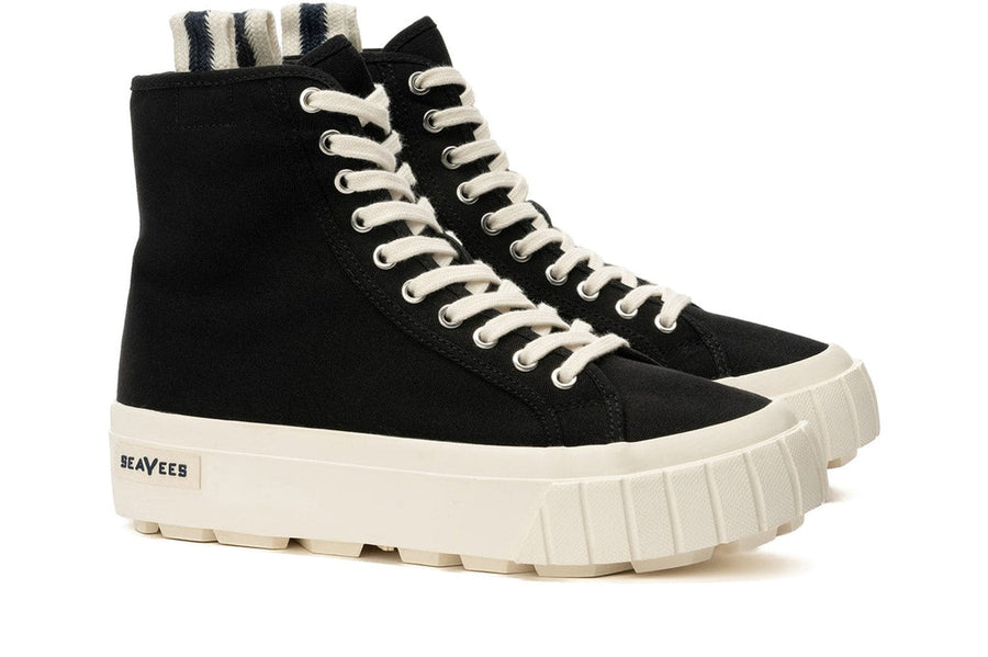 Women's La Brea Lug High Top Platform in Black canvas, three-quarter view