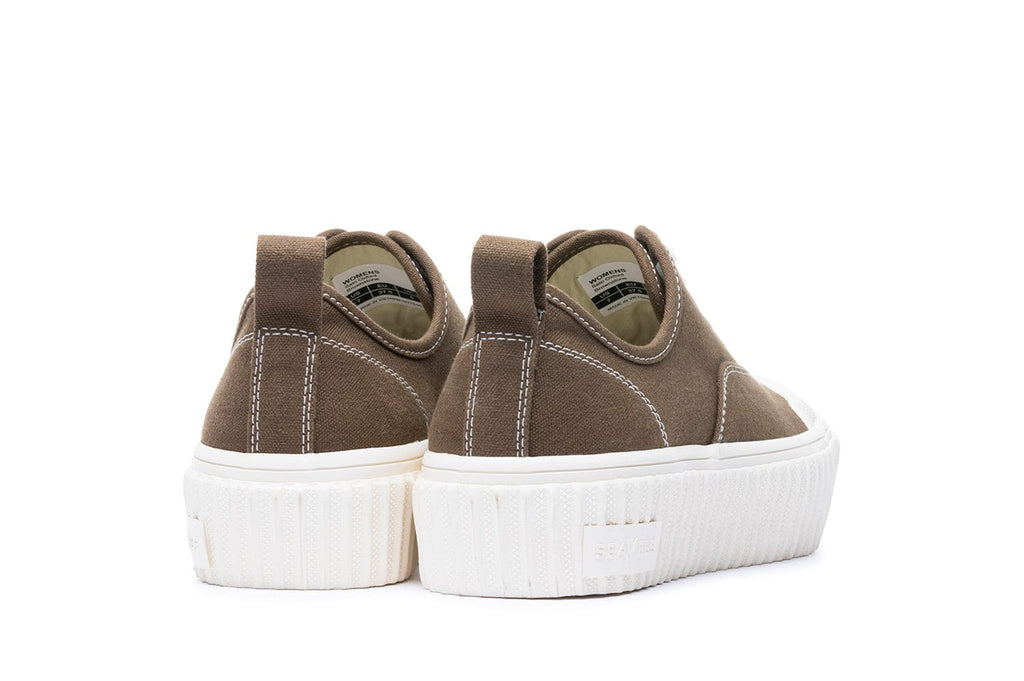 Women's Sato Oxford in Brownstone canvas, heel view
