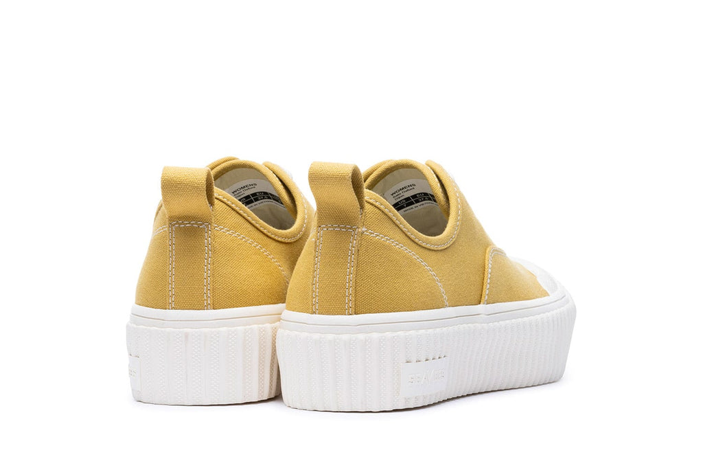 Women's Sato Oxford in Dijon canvas, heel view