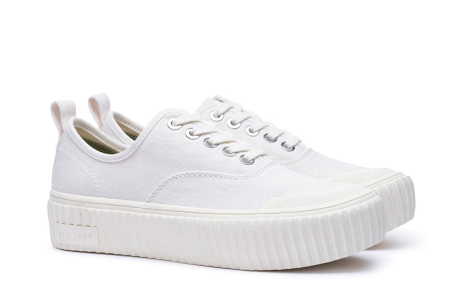 Women's Sato Oxford in Parchment canvas, three-quarter view