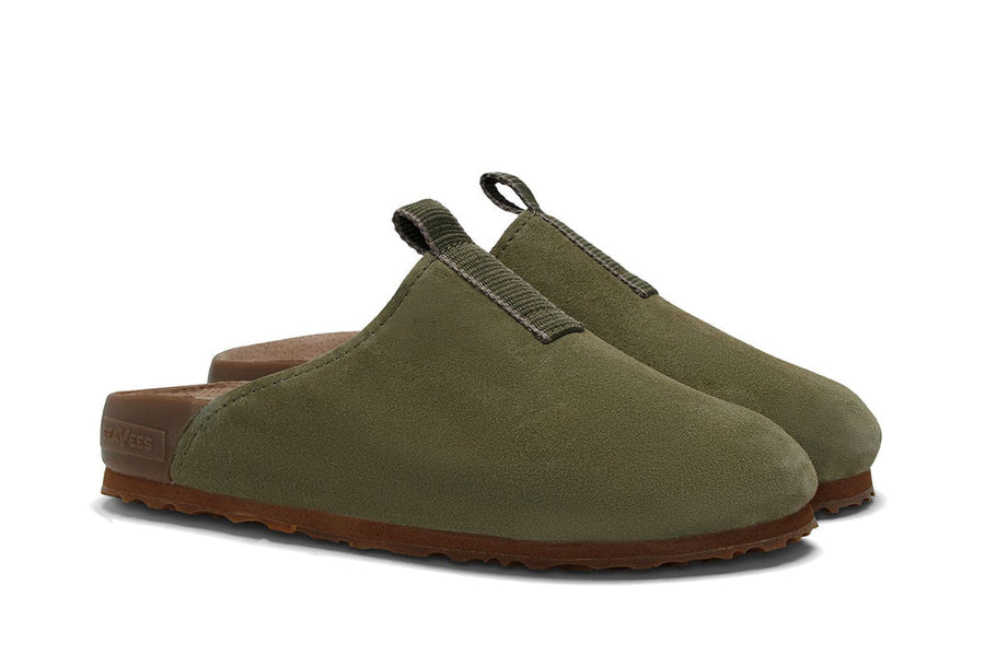 Women's Tiburon Trekker sandal in Moss suede, three-quarter view