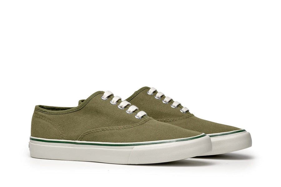 Women's Founders Edition Yacht Shoe in Green canvas, three-quarter view