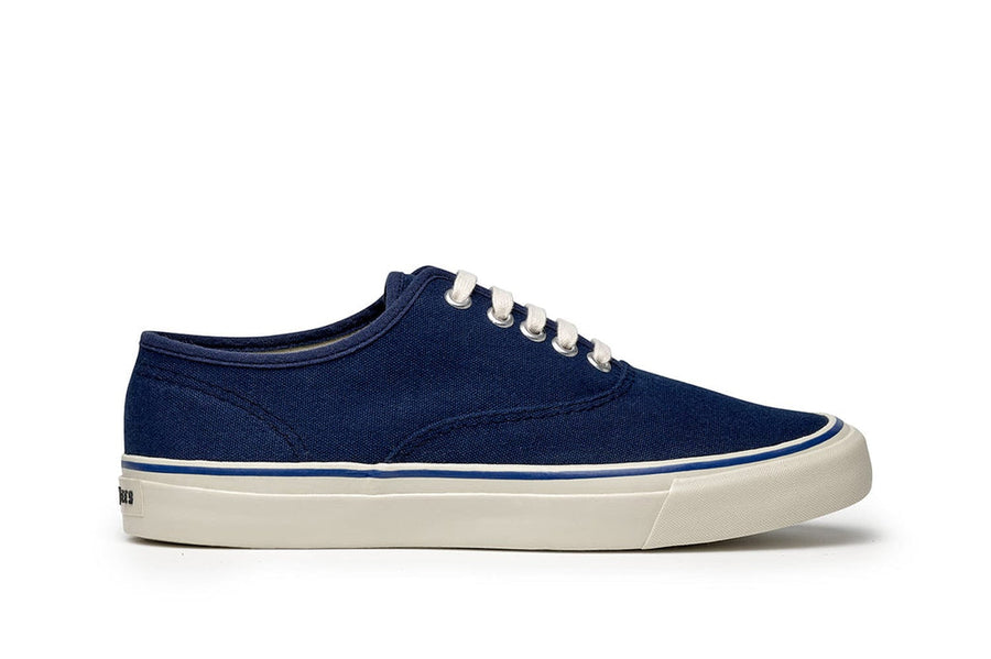 Women's Founders Edition Yacht Shoe in Navy canvas, side view