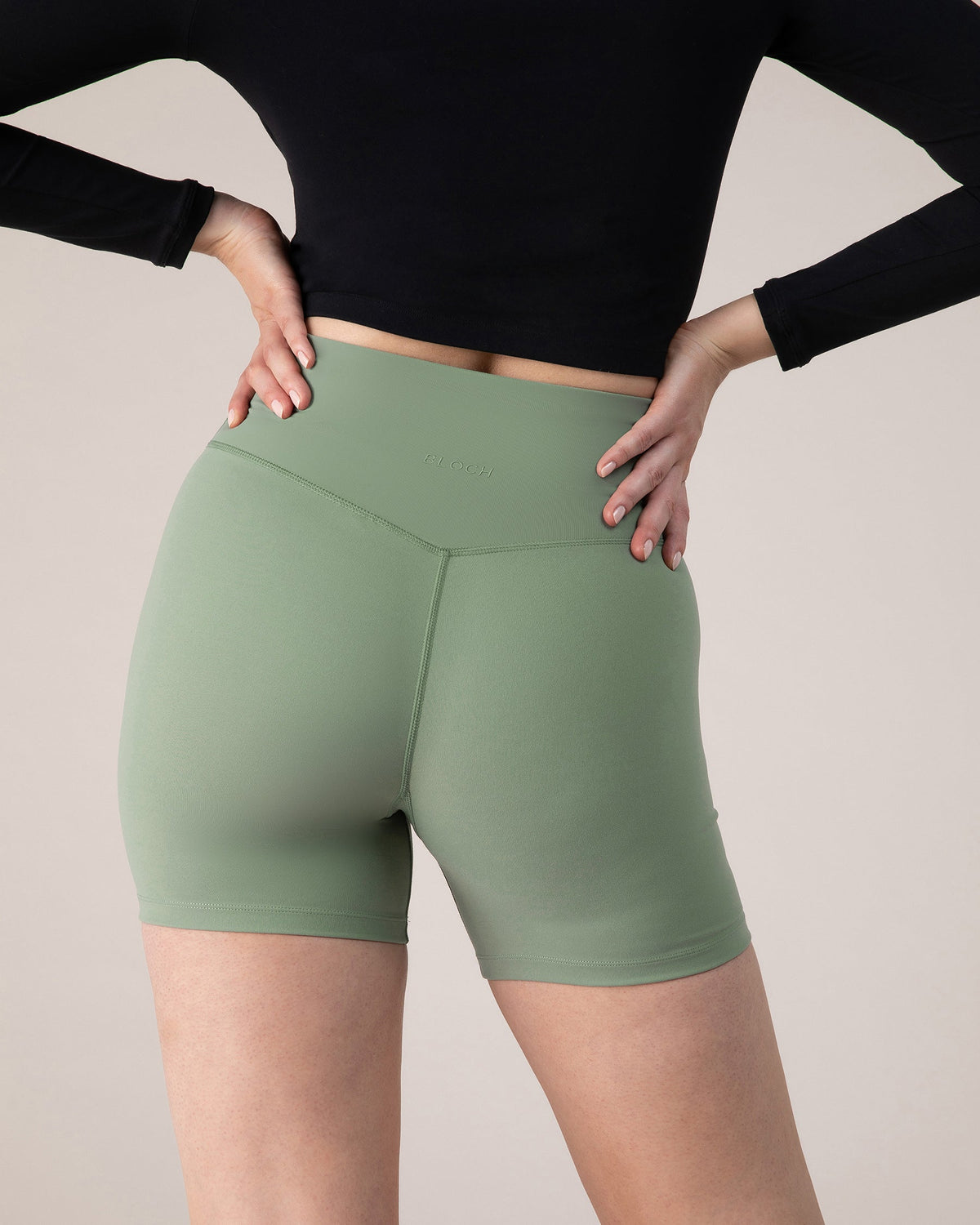 BLOCHeverhold 5 Inch Short