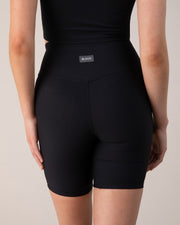 BLOCHrib 8 Inch Short
