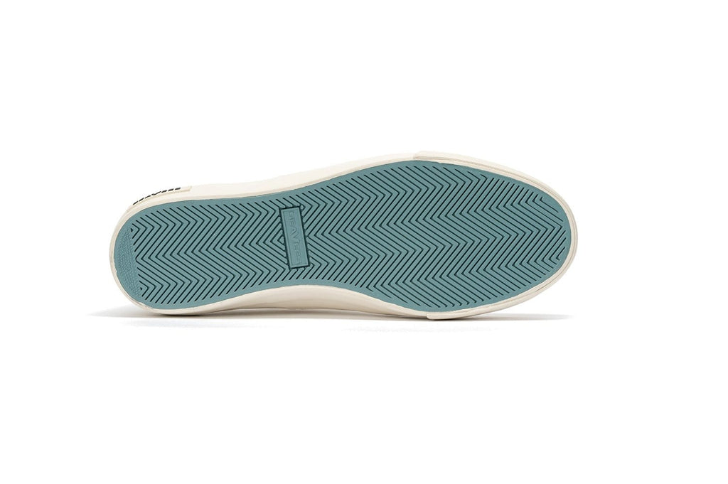 Men's Legend Sneaker in Bleach canvas, outsole view