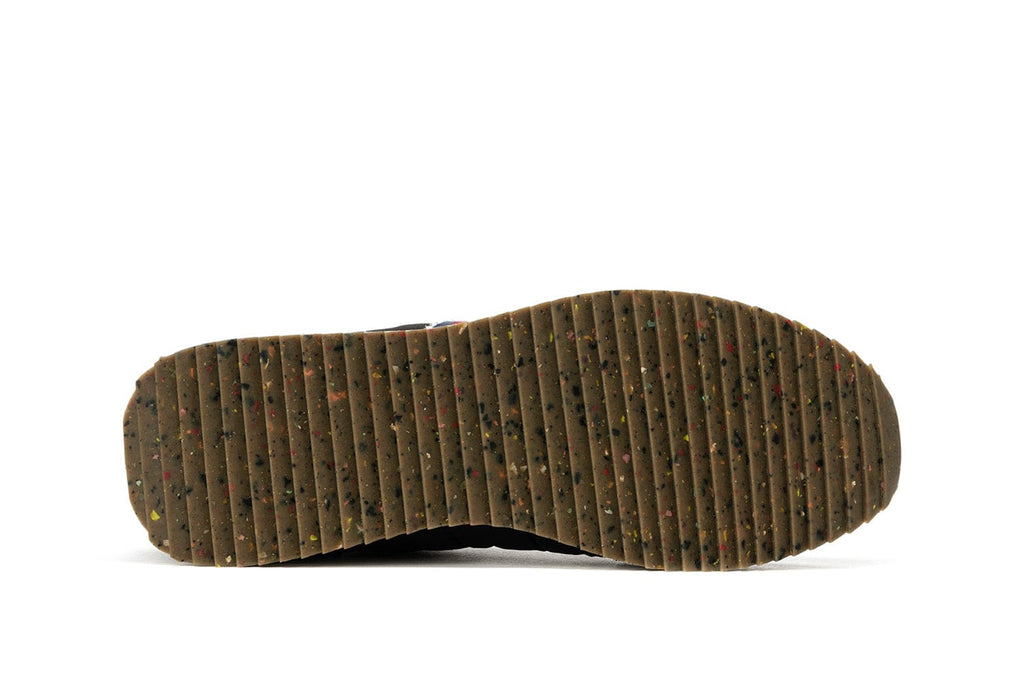 Men's Royal Runner sneaker in Black nylon and suede, outsole view