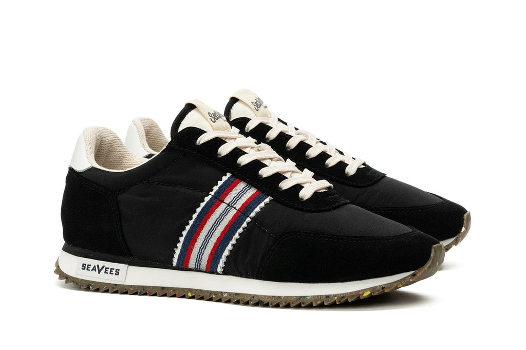 Men's Royal Runner sneaker in Black nylon and suede, three-quarter view
